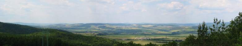 Pohled z vrcholu Babky na Český kras